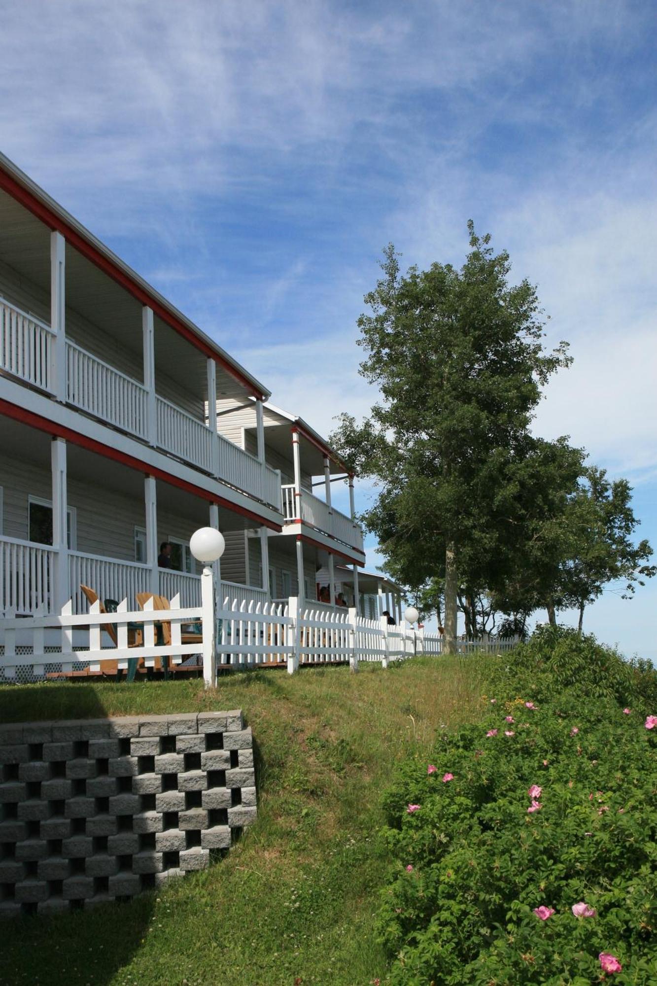 Motel Et Chalets Bo-Fleuve Evangeline Saint-Siméon 部屋 写真